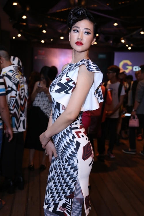 Maya về nước dự thi The Remix 2016, cô tái xuất showbiz sau hơn 1 năm ở ẩn để sinh con.