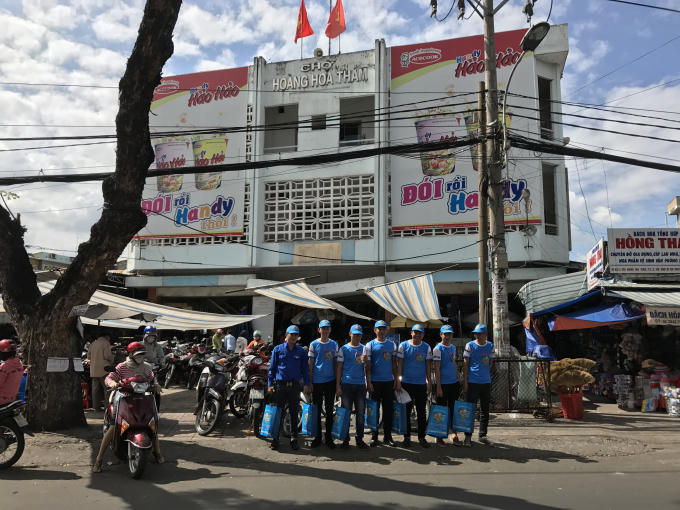 Chiến dịch "Thực phẩm sạch - Sức khoẻ Việt" tiếp tục tuyên truyền tại chợ Hoàng Hoa Thám quận Tân Bình - TPHCM.