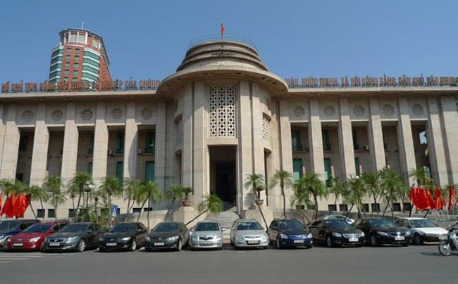 Ng&acirc;n h&agrave;ng Nh&agrave; nước cũng c&oacute; ch&iacute;nh s&aacute;ch ưu ti&ecirc;n khi x&eacute;t tuyển c&ocirc;ng chức