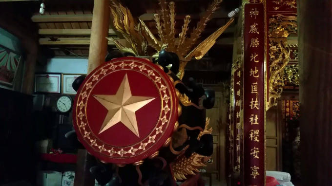 Pháo Nhất, Nhì khi rước cần tới hàng trăm trai tráng hội tụ phẩm chất tốt đẹp tham gia rước tại Lễ hội