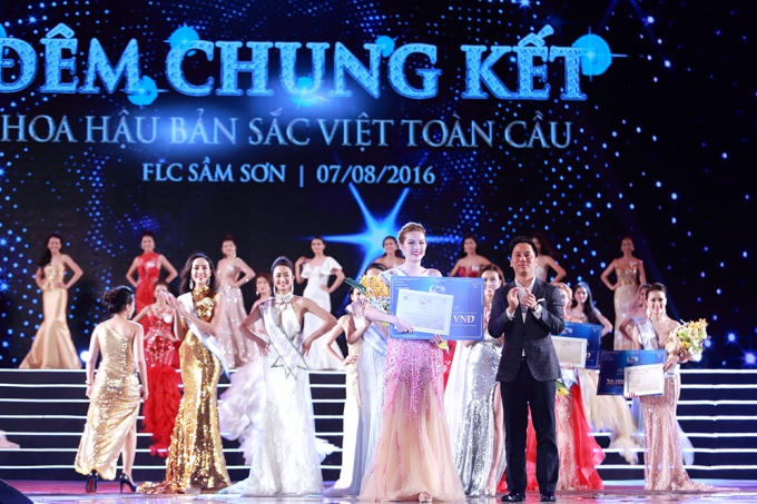 Á hậu 2 Quynh Giao Vo.