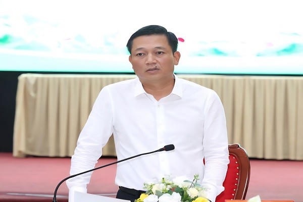 Ông Nguyễn Cao Sơn, Phó Chủ tịch UBND tỉnh Ninh Bình phát biểu tại hội nghị.