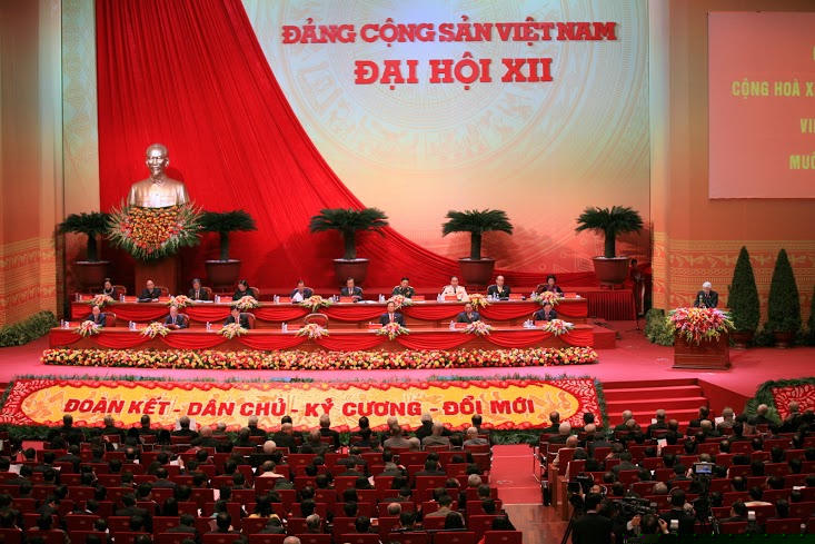 Đại hội XII của Đảng-tổ chức sau 30 năm toàn Đảng, toàn quân, toàn dân ta thực hiện công cuộc Đổi mới kể từ Đại hội VI (tháng 12/1986). Những quyết sách tại Nghị quyết Đại hội XII của Đảng là phương hướng phát triển đất nước trong thời kỳ mới. Ảnh: VGP