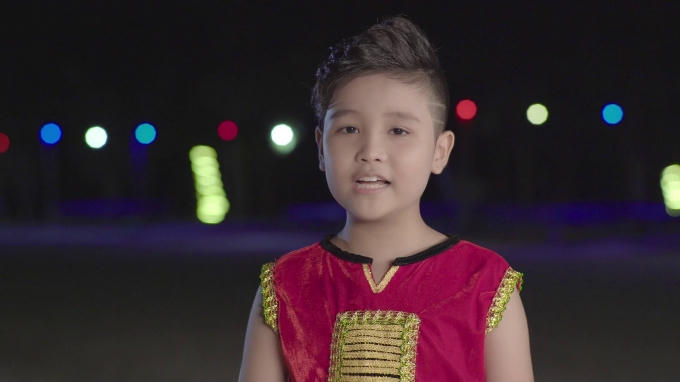 Hồng Minh – Quán quân Giọng  hát Việt nhí 2015.