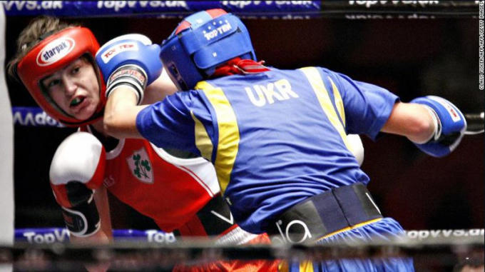 Chiến binh bất bại Katie Taylor trong một trận đấu.
