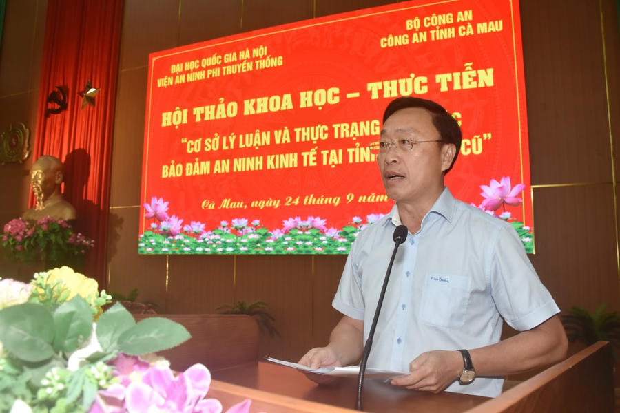 Thạc sĩ Huỳnh Hữu Trí - Ủy viên Ban Thường vụ Tỉnh ủy, Phó Chủ tịch UBND tỉnh phát biểu chỉ đạo Hội thảo.