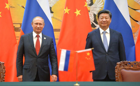 Tổng thống Nga Putin và Chủ tịch Trung Quốc Tập Cận Bình. (Ảnh: Reuters)