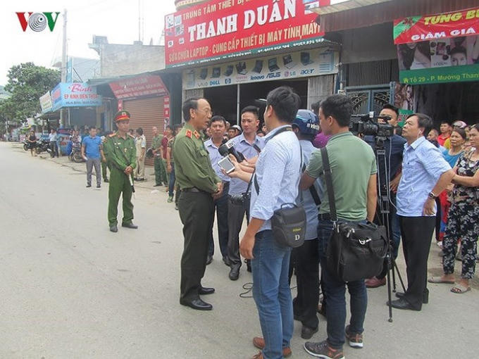 Được biết đối tượng Phạm Quang Sỏi hiện không có nghề nghiệp ổn định, là đối tượng hình sự về nghiện ma túy. Hiện, Sỏi có một vợ và con trai nhưng đã ly hôn. Trước đây, đối tượng sinh sống tại Thị xã Mường Lay sau đó chuyển về phường Noong Bua cư trú. (ảnh: Vũ Lợi/VOV-Tây Bắc)