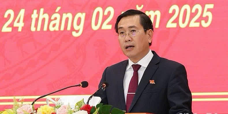 Ông Phạm Văn Hậu, Chủ tịch HĐND tỉnh Ninh Thuận phát biểu khai mạc kỳ họp.