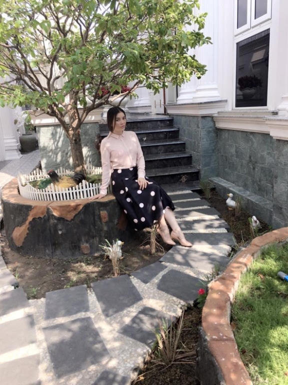 Ngỡ ngàng với vẻ đẹp giản dị, gần gũi của Lý Nhã Kỳ ngoài đời thường