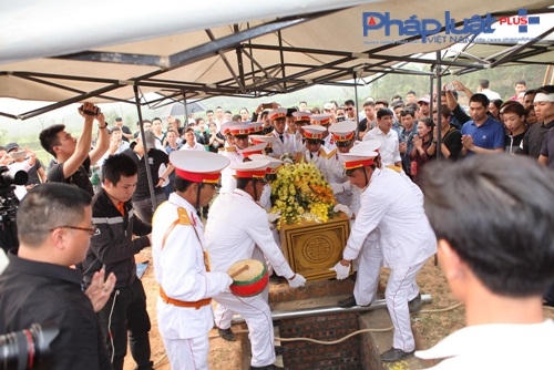 Kể từ đây âm dương cách biệt.