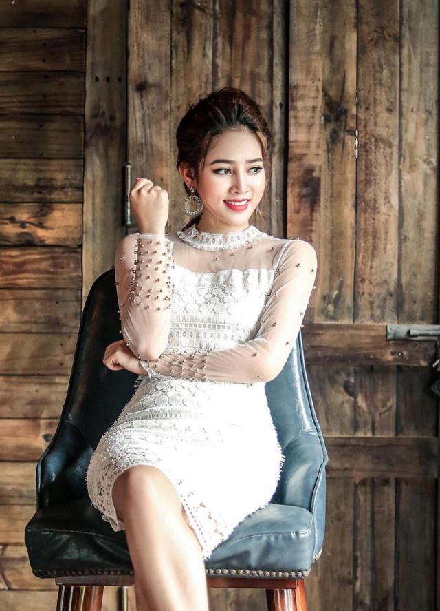 Nữ diễn vi&ecirc;n cho biết, c&ocirc; kh&ocirc;ng đ&ograve;i hỏi cat x&ecirc; như đồn đại.