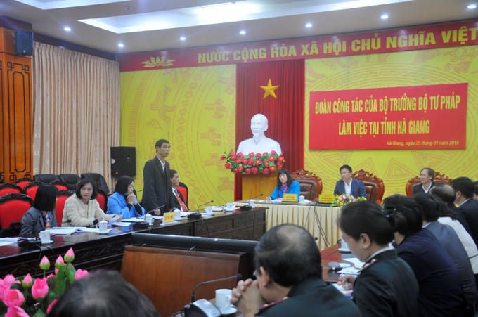 Bộ trưởng L&ecirc; Th&agrave;nh Long l&agrave;m việc với Thường trực Tỉnh ủy H&agrave; Giang