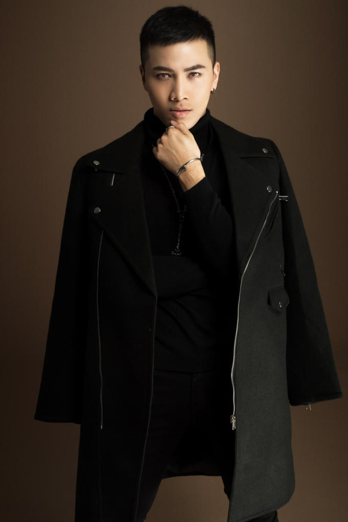 Đức Phúc lấn sân cuộc thi hát Trữ Tình & Bolero sau khi phẫu thuật thẩm mỹ thành công