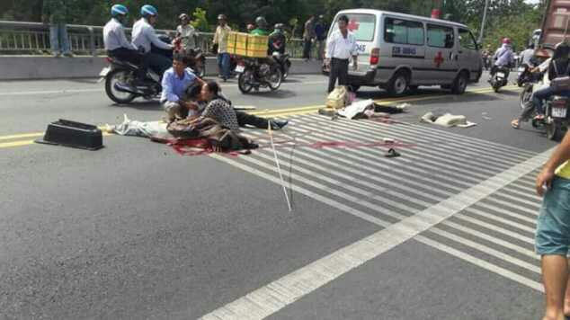 Tai nạn thảm khốc làm 2 người chết tại chỗ và nhiều người khác bị thương nặng.