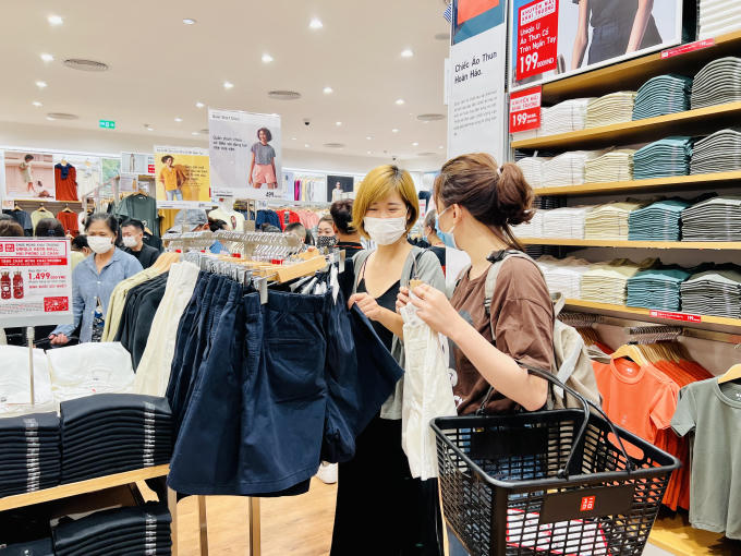 UNIQLO Hải Phòng Lê Chân hứa hẹn mang đến cho khách hàng trải nghiệm mua sắm mới mẻ, hấp dẫn.