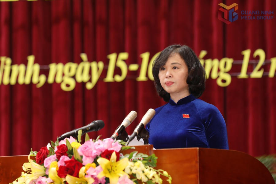 Bà Trịnh Thị Minh Thanh, Phó Bí thư Thường trực Tỉnh ủy, Chủ tịch HĐND tỉnh Phát biểu tại kỳ họp