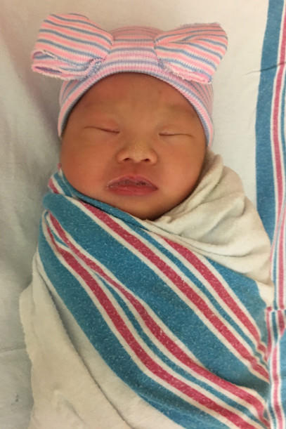 Sinh con gái từ tinh trùng đông lạnh của chồng sau giấc mơ mang điềm báo