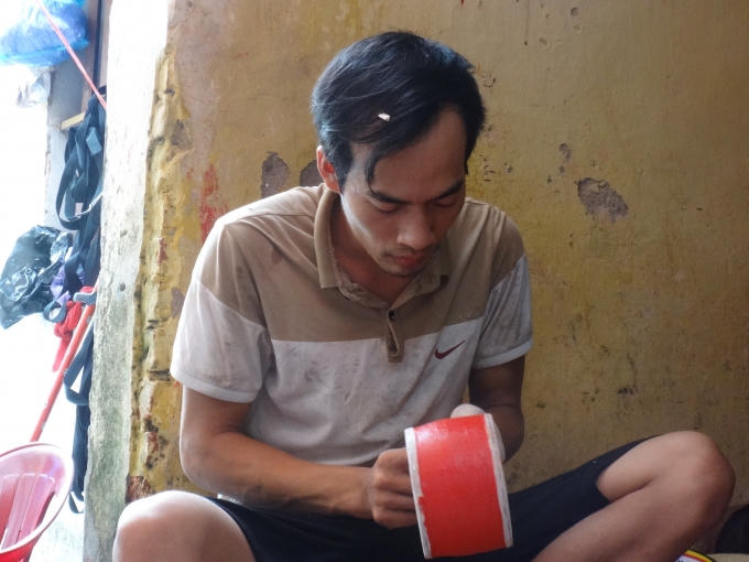 Để có được những chiếc trống đạt yêu cầu phải trải qua rất nhiều công đoạn.