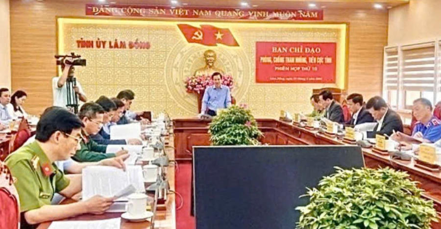 Ông Nguyễn Thái Học, Quyền Bí thư Tỉnh ủy Lâm Đồng chủ trì phiên họp. Ảnh: Báo Lâm Đồng