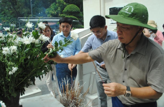 Báo Pháp luật Việt Nam hành trình về địa chỉ đỏ Ngã ba Đồng Lộc