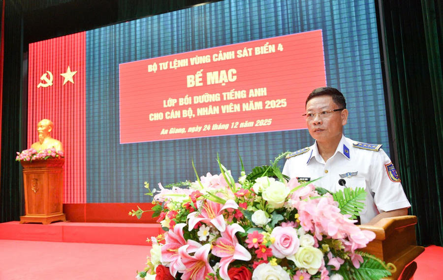 Đại tá Phan Duy Cường - Phó Tư lệnh, Bộ Tư lệnh Vùng Cảnh sát biển 4 phát biểu Bế mạc lớp Bồi dưỡng