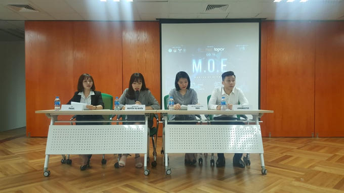 Đại diện ban tổ chức và các nhà bảo trợ giải đáp câu hỏi của phóng viên tại buổi phát động.