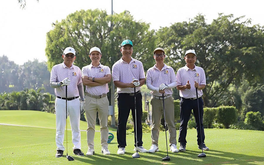 Một số golfer tham gia giải đấu