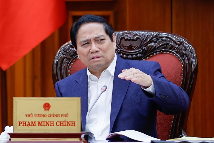 Thủ tướng yêu cầu trong quá trình hoàn thiện, sắp xếp, tinh gọn bộ máy cần chống "chạy chọt", chống lợi ích cá nhân, xóa bỏ cơ chế xin cho.