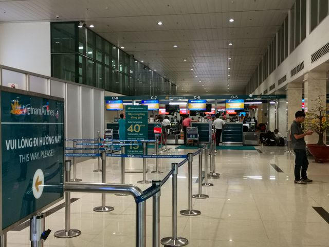 Sân bay Tân Sơn Nhất “dễ thở” ngày 26 Tết
