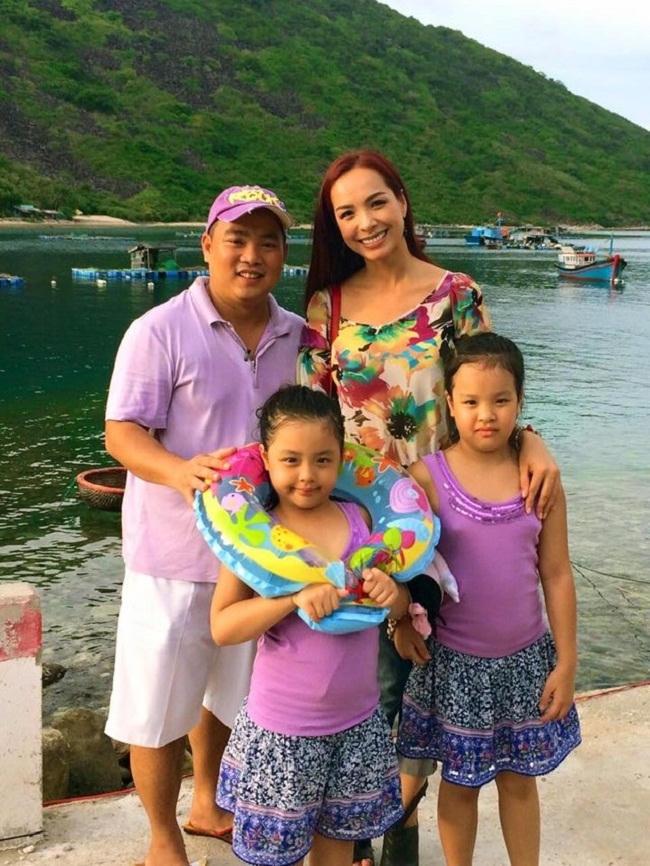 Gia đình nhạc sĩ Minh Khang.