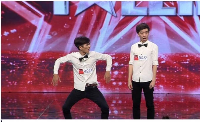 Vietnam&rsquo;s got talent: Tiết mục nhảy &ldquo;xấu m&agrave; duy&ecirc;n&rdquo; nhận n&uacute;t v&agrave;ng từ Trấn Th&agrave;nh