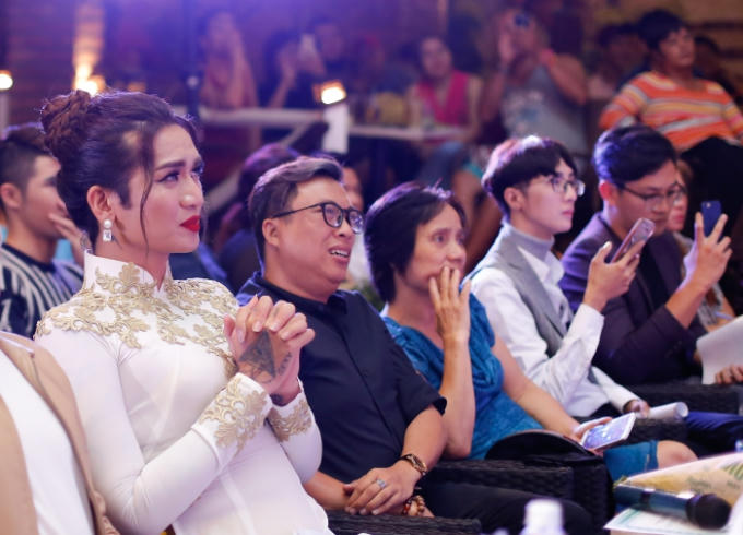 Ban giám khảo cuộc thi.