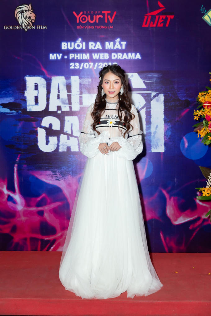 r-SONG DUONG