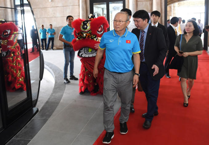 HLV Park tham dự sự kiện khai trương cáp treo Hòn Thơm.