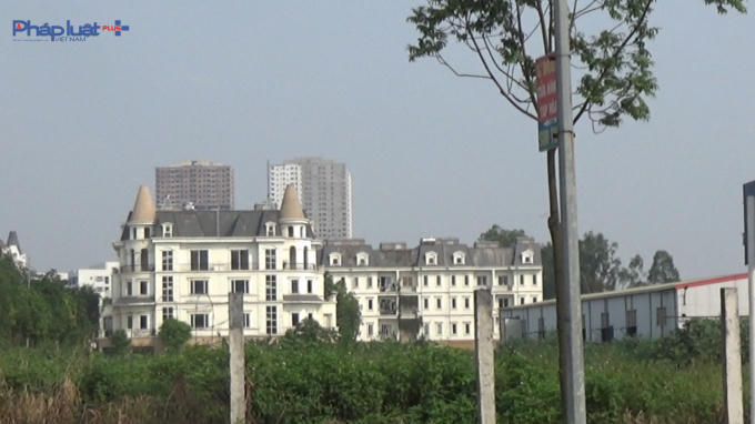 Khu vực thị trấn Trạm Trôi (Hoài Đức) là nơi tồn tại nhiều dự án "bỏ hoang" cũng đang sốt nóng với nhiều lời đồn thổi về giá đất.