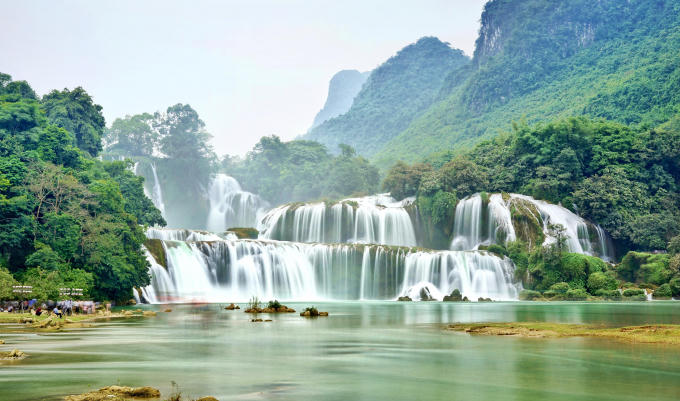 Thác Bản Giốc, một danh thắng nằm trong công viên địa chất toàn cầu UNESCO.
