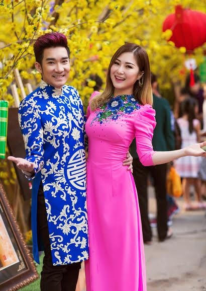 Hương Tràm và Quang Hà gửi lời chúc Xuân may mắn tới mọi người
