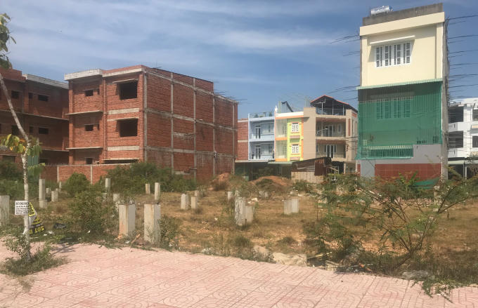 Dự án Đầu tư xây dựng chợ Đa Phước và khu phố thương mại được cắm cọc, phân lô bán nền.