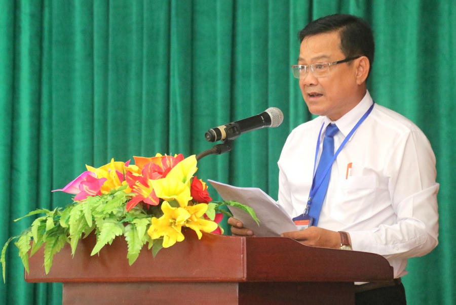 TS Nguyễn Văn Phụng - Hiệu trưởng Trường Cao đẳng Luật Miền Nam phát biểu tại buổi lễ