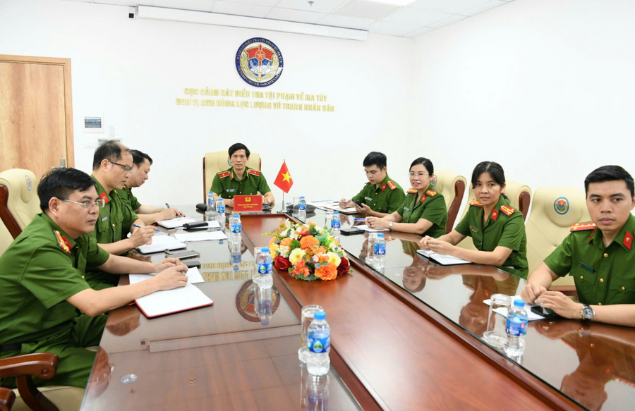 Thiếu tướng Ngô Thanh Bình, Cục trưởng, chủ trì Hội nghị. C04