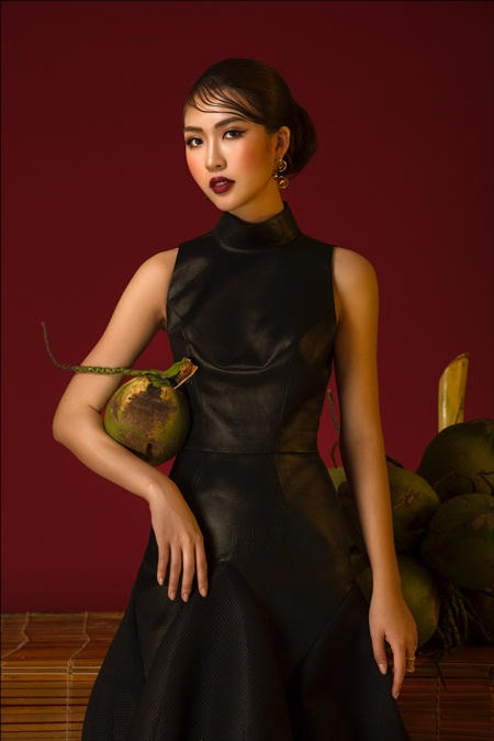 Thần thái quyến rũ của Tường Linh trước thềm Hoa hậu Liên lục địa 2017