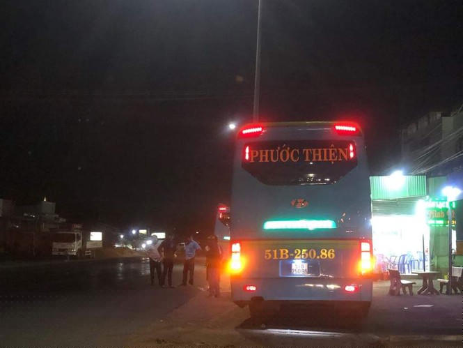 Khách hoảng loạn vì cả chục xe giường nằm bị ném đá trong đêm - ảnh 3