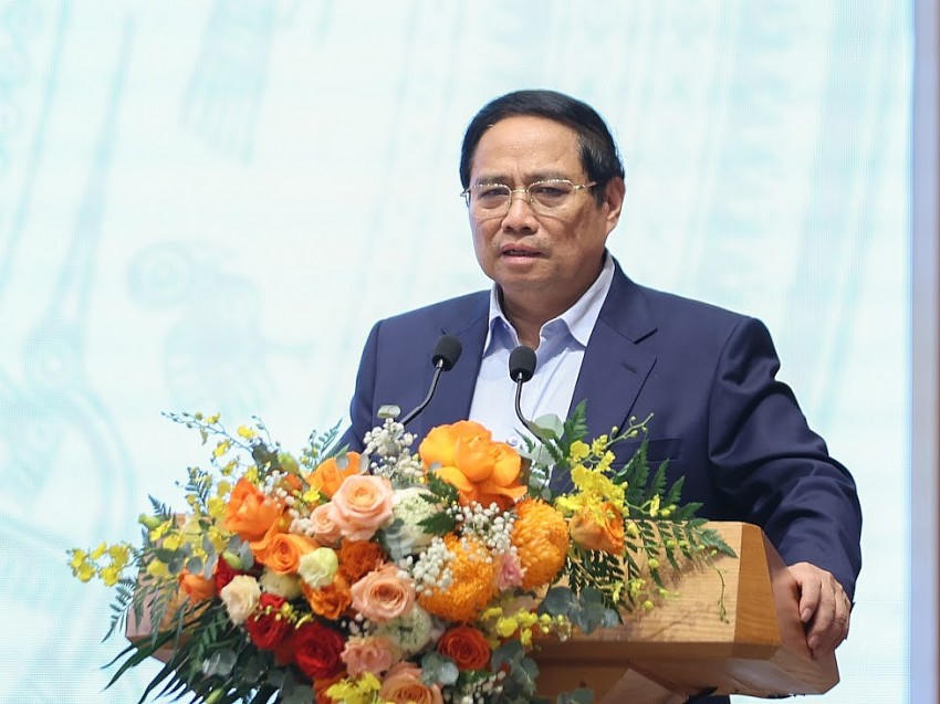 Thủ tướng phát biểu chỉ đạo tại hội nghị.