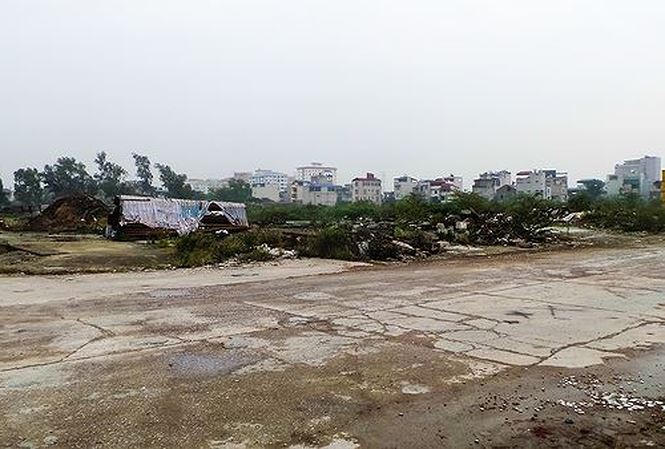 Khu đô thị mới Thịnh Liệt (quận Hoàng Mai) trên 35 ha do Tổng Công ty Licogi làm chủ đầu tư nhưng đến nay 14 năm vẫn chưa triển khai.