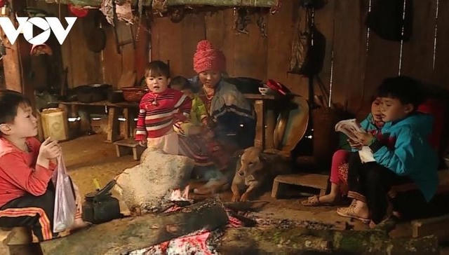 Người dân vùng cao Sơn La gồng mình chống rét