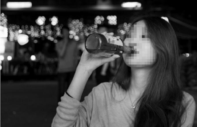 Từ một hotgirl uống rượu như nước, Trang đã trở thành kẻ buôn ma túy. (Hình minh họa)