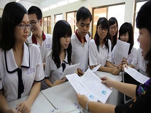 Thí sinh nên tham khảo trước điểm chuẩn của trường định nộp hồ sơ sẽ tăng cơ hội trúng tuyển. Ảnh minh họa.