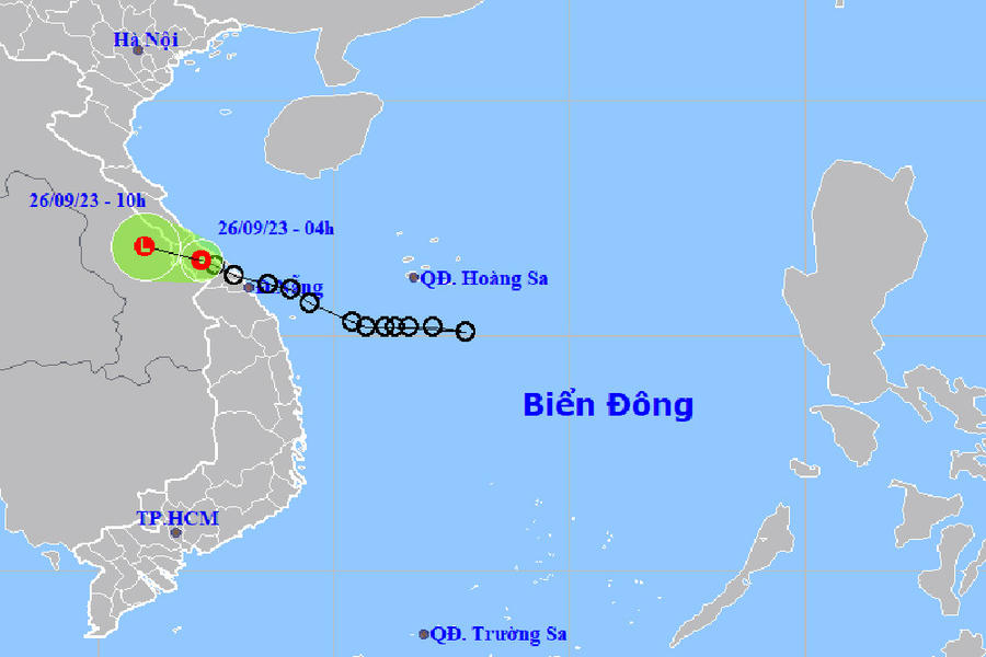 Áp thấp nhiệt đới đã vào đất liền miền Trung, trong sáng nay di chuyển sang Nam Lào và suy yếu dần. Ảnh: NCHMF