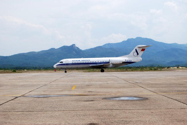 Hiện có 3 hãng hàng không bay đến Chu Lai từ Hà Nội và TPHCM với khoảng 10 chuyến mỗi ngày